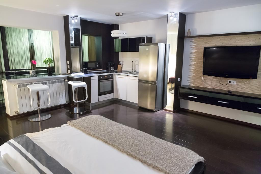 Studio G By Mrg Apartments Bucharest Room photo